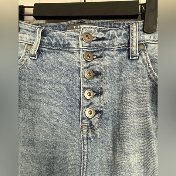 Torrid High-Rise Straight Denim Jeans Split Hem Size 16R - Picture 3 of 8